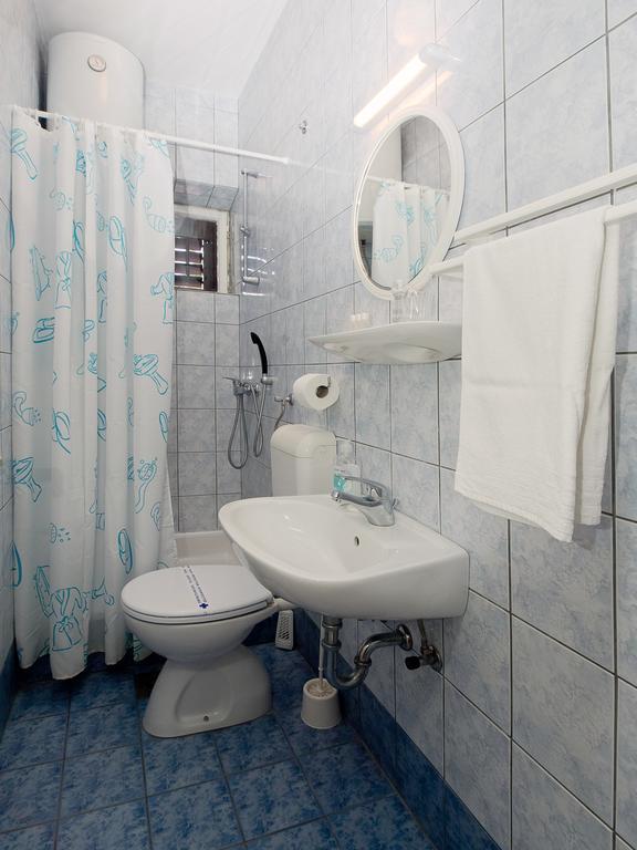 Apartments Dr. Vlasic Podstrana Pokoj fotografie